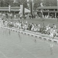 Eröffnung im Freibad: Mit einer Modenschau wurde das Bad 1951 eröffnet