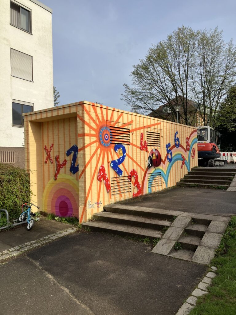 Graffiti gegenüber dem Kindergarten in der Eugenstraße