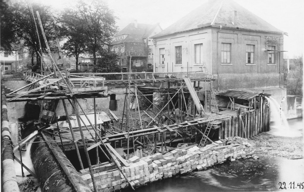 Bombenschäden am Neckarwerk 1945